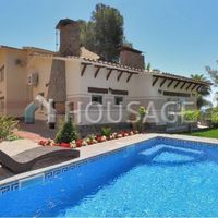 Villa in Spain, Catalunya, Girona, 340 sq.m.