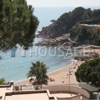 Villa in Spain, Catalunya, Girona, 300 sq.m.