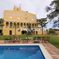 Villa in Spain, 930 sq.m.