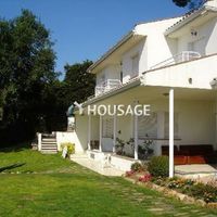 Villa in Spain, Catalunya, Girona, 260 sq.m.