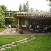 Villa in Spain, Catalunya, Girona, 400 sq.m.