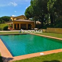 Villa in Spain, Catalunya, Cambrils, 875 sq.m.