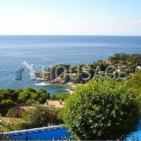 Вилла в Испании, Каталония, Жирона, 300 кв.м.