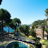 Villa in Spain, Catalunya, Lloret de Mar, 300 sq.m.