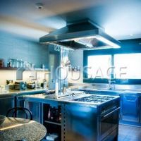 Вилла в Испании, Каталония, Сан-Андрес-де-Льеванерас, 700 кв.м.