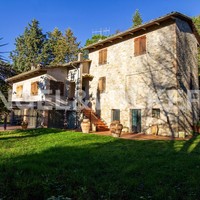 House in Italy, Umbria, Perugia, 280 sq.m.