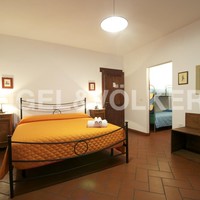 House in Italy, Umbria, Perugia, 350 sq.m.