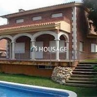 Вилла в Испании, Каталония, Сан-Андрес-де-Льеванерас, 478 кв.м.