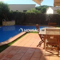 Вилла в Испании, Каталония, Сан-Андрес-де-Льеванерас, 330 кв.м.