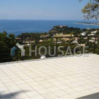 Villa in Spain, Catalunya, Girona, 210 sq.m.