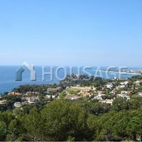 Villa in Spain, Catalunya, Girona, 210 sq.m.