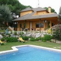 Villa in Spain, Catalunya, Cambrils, 240 sq.m.