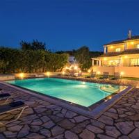 Villa in Greece, 220 sq.m.