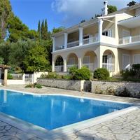 Villa in Greece, 550 sq.m.