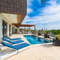 Villa in Republic of Cyprus, Lemesou, 520 sq.m.