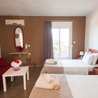 Бизнес-центр в Греции, 850 кв.м.