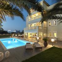 Villa in Greece, 590 sq.m.