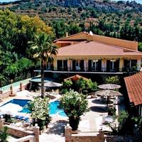 Hotel in Greece, 1100 sq.m.