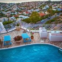 Villa in Greece, 390 sq.m.