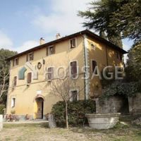 House in Italy, Siena, 550 sq.m.