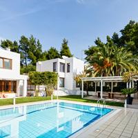 Villa in Greece, 1601 sq.m.