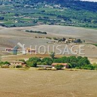 House in Italy, Siena, 440 sq.m.
