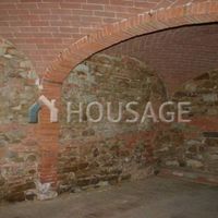 House in Italy, Siena, 1000 sq.m.