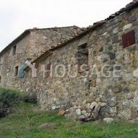 House in Italy, Siena, 500 sq.m.