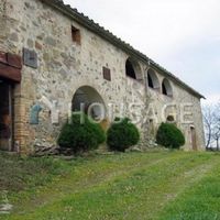 House in Italy, Siena, 500 sq.m.