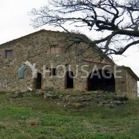 House in Italy, Siena, 500 sq.m.