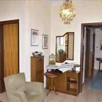 Бизнес-центр в Греции, 625 кв.м.