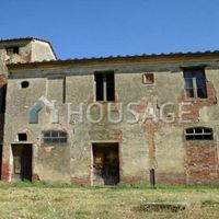 Дом в Италии, Сиена, 1500 кв.м.