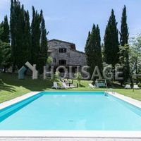 Дом в Италии, Ареццо, 315 кв.м.