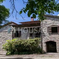 Дом в Италии, Ареццо, 315 кв.м.