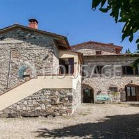 Дом в Италии, Ареццо, 315 кв.м.