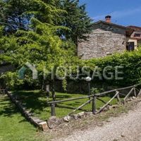 Дом в Италии, Ареццо, 315 кв.м.