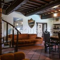 Дом в Италии, Ареццо, 315 кв.м.