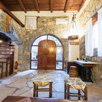 Бизнес-центр в Греции, 745 кв.м.