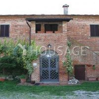 House in Italy, Siena, 400 sq.m.