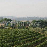 House in Italy, Siena, 400 sq.m.