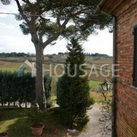 House in Italy, Siena, 400 sq.m.
