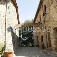House in Italy, Siena, 1600 sq.m.
