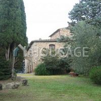 House in Italy, Siena, 1600 sq.m.