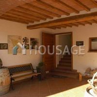 House in Italy, Siena, 500 sq.m.