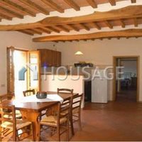 House in Italy, Siena, 500 sq.m.