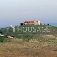 House in Italy, Siena, 1800 sq.m.