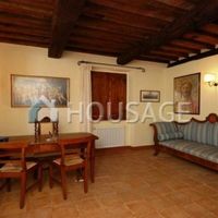 House in Italy, Arezzo, 920 sq.m.