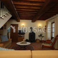 House in Italy, Arezzo, 520 sq.m.