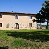 House in Italy, Siena, 530 sq.m.