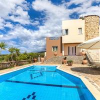 Villa in Greece, 360 sq.m.